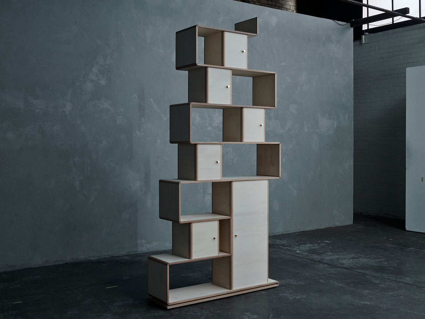 BA-132 Bookcase