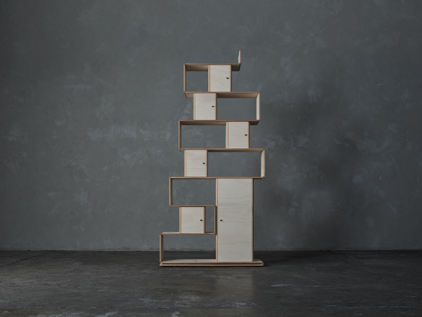 BA-132 Bookcase