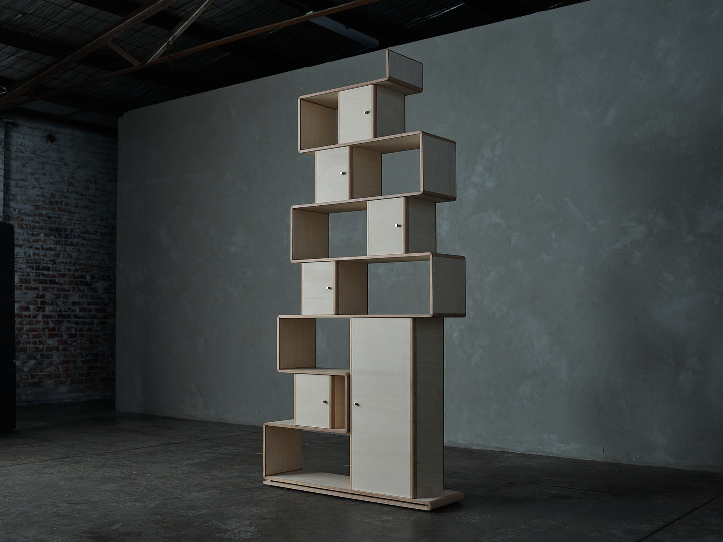 BA-132 Bookcase